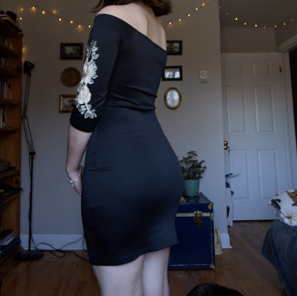 Suzy Shier Dresses & Skirts - ‼️ LAST CALL - NWOT Off-the-Shoulder Embroided Black Dress